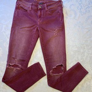 AMERICAN EAGLE Stretch Rip Burgundy Jegging